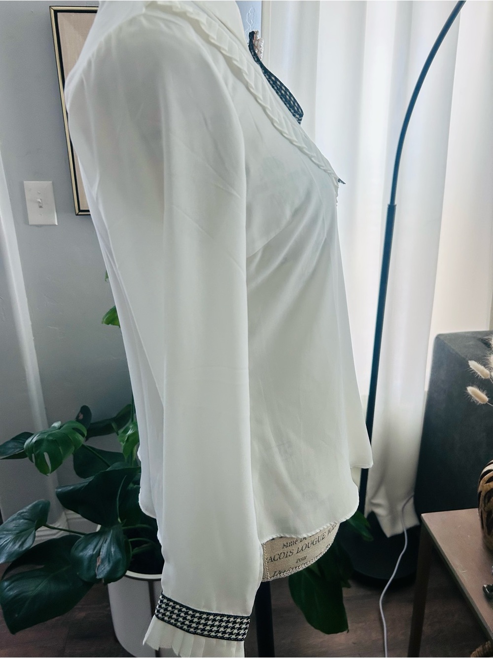 Fashion Nova White Ruffle Collar Blouse with Houndstooth Bow Accent - Picture 6 of 10